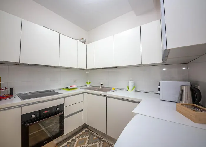 Apartamento Sweet By Ts Tirana