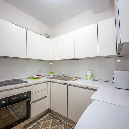 Apartment Sweet By Ts Tirana