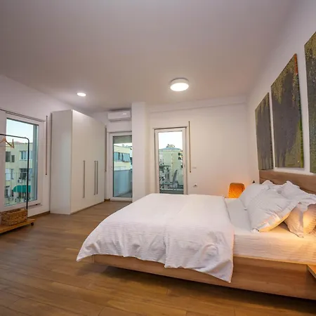 Apartment Sweet By Ts Tirana