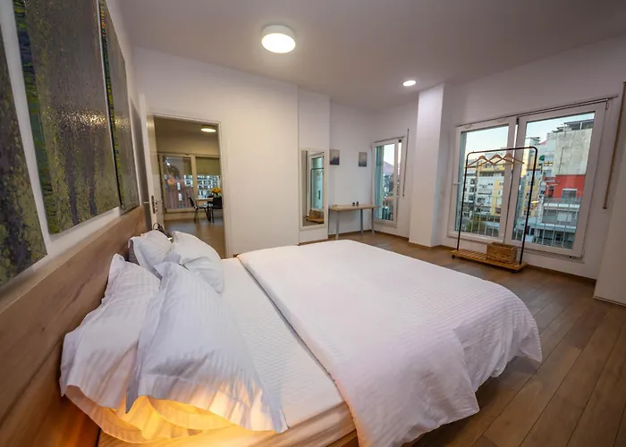 Sweet By Ts * Tirana